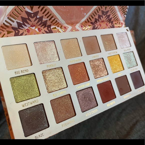Colourpop - Sandstone Palette - Picture 4 of 4